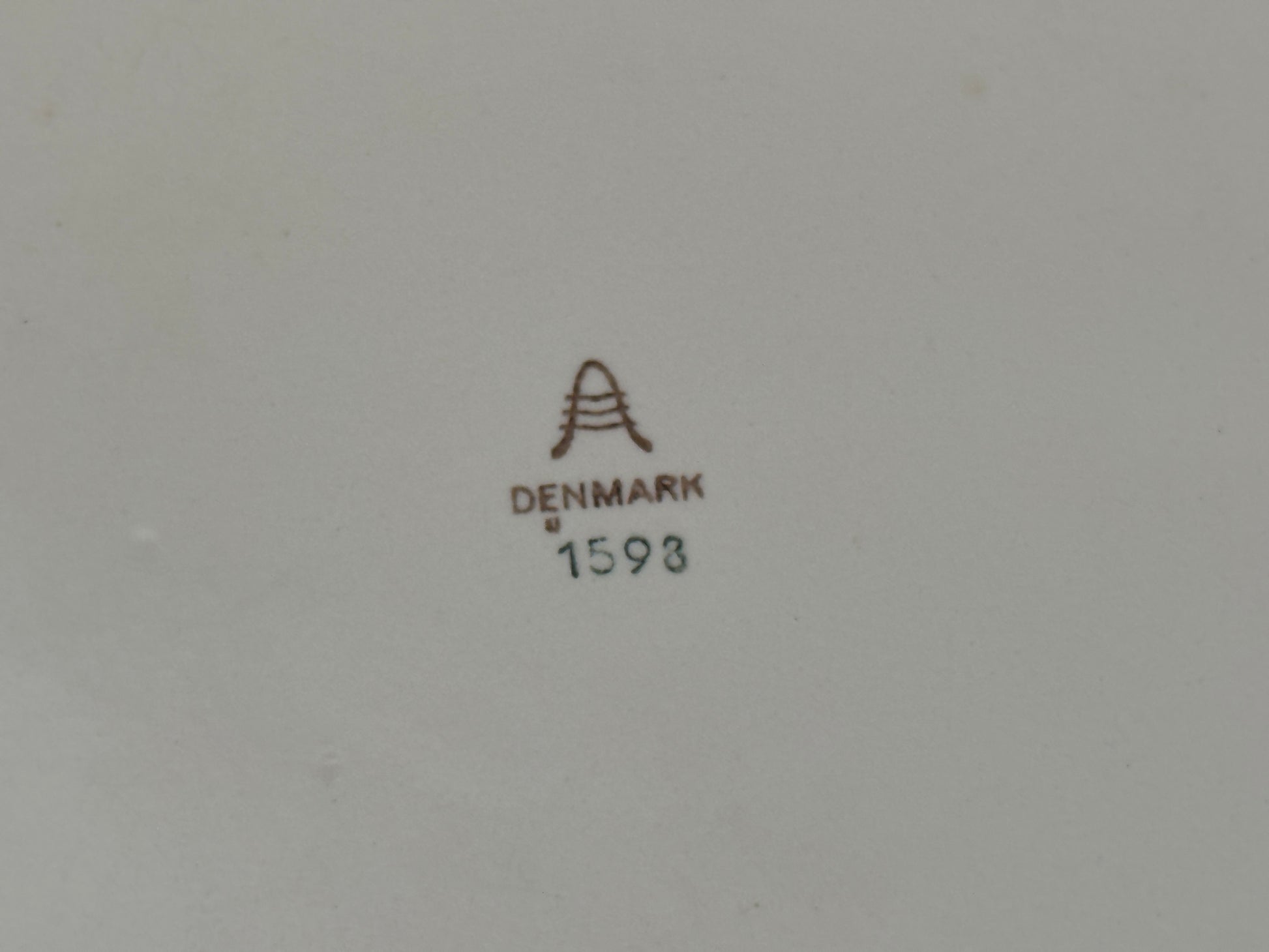 Aluminia - 1598 - Green - Bowl - Hedgehog Scandinapan