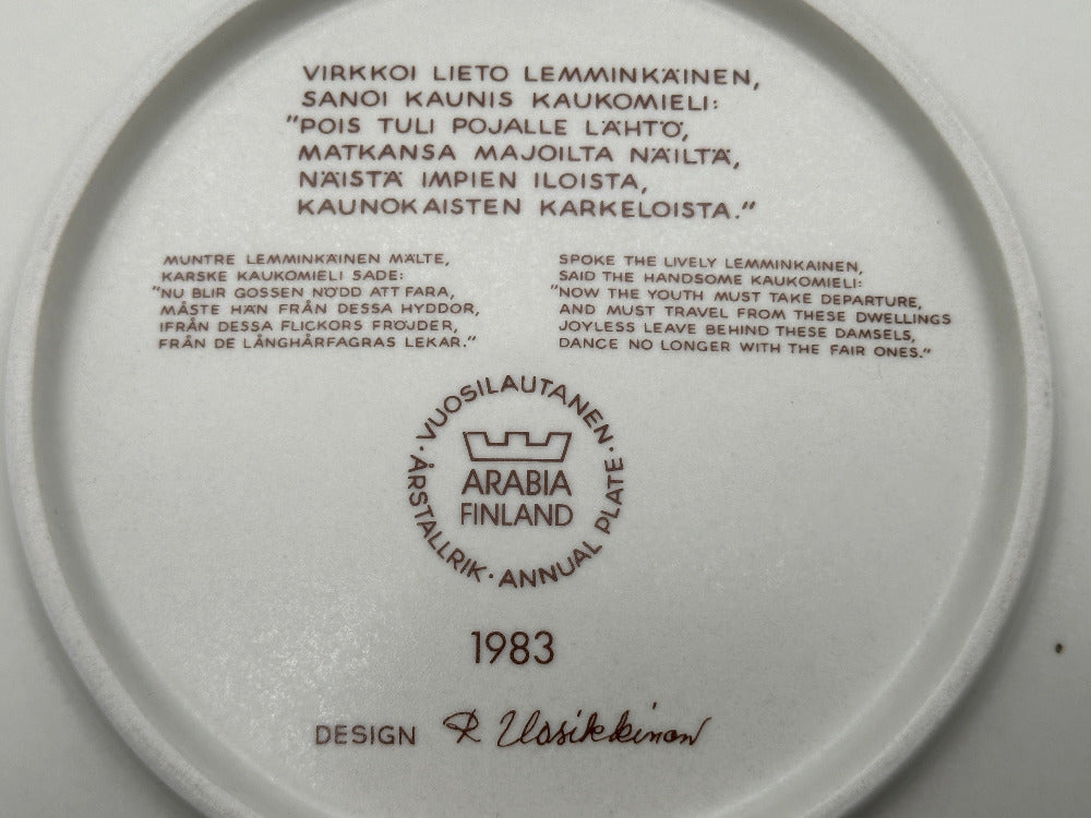 Beautiful annual plate from Arabia Finland - year 1983. Plaque