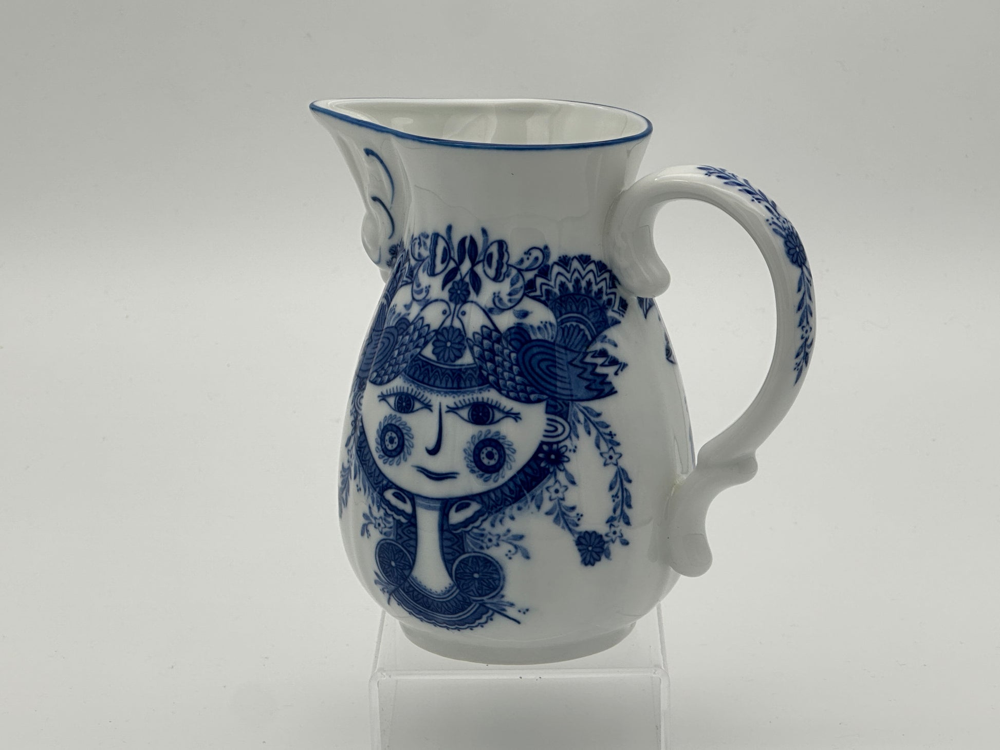 Artistic Seito - Milk Jug - 15cm tall - Ø10cm Scandinapan