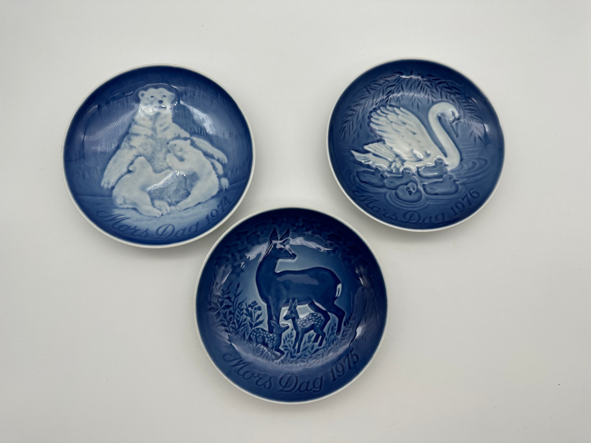 Bing & Grøndahl - Mothers day plaque - Multiple years Scandinapan