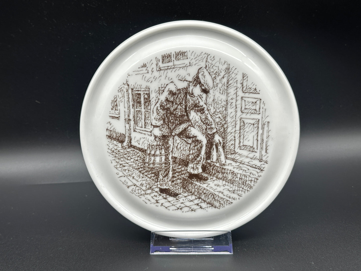 Bing and Grøndahl - Plaque - Milkman - 1984 Scandinapan
