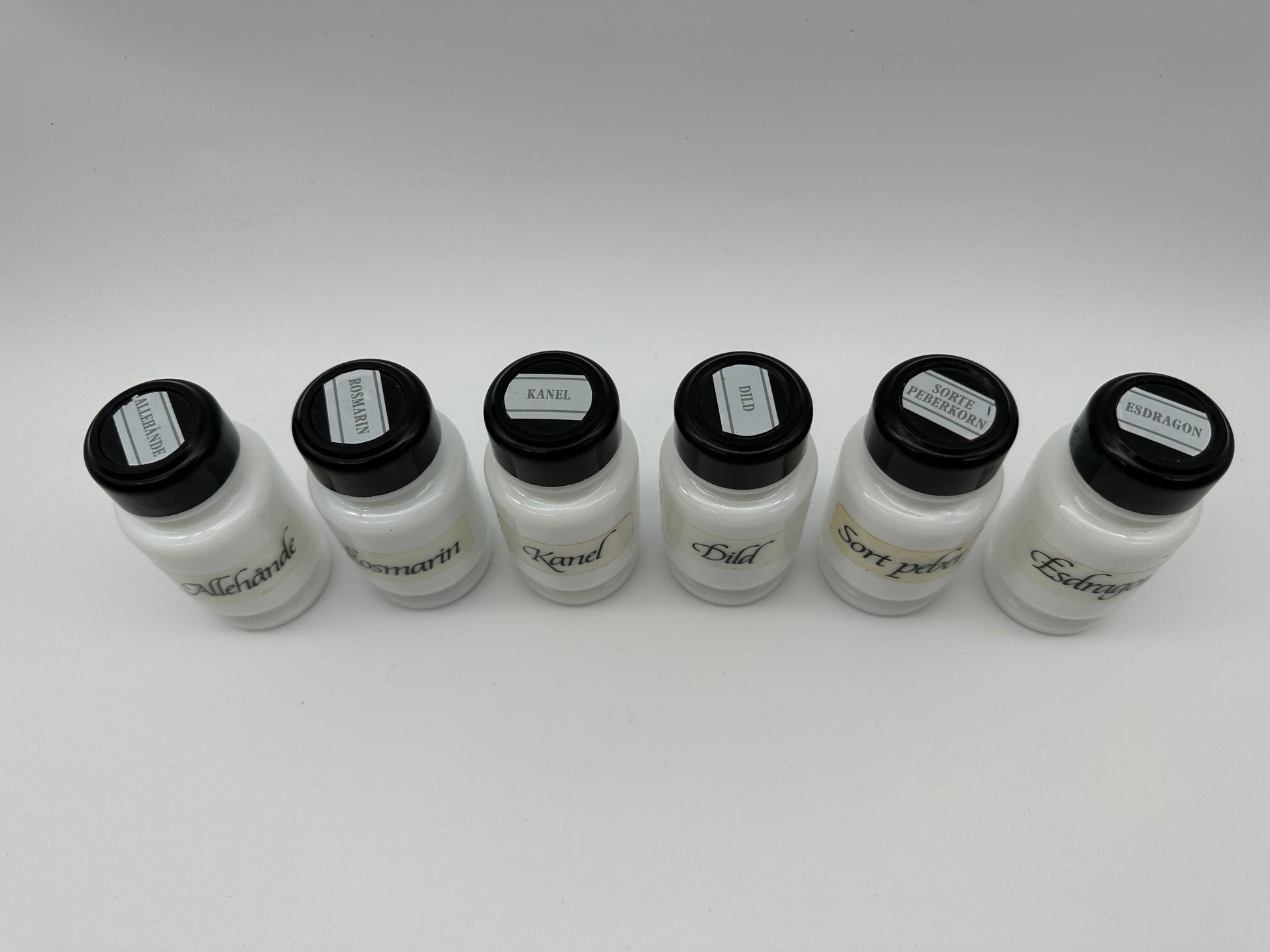Ceramic Spice jar - Pharmasists spice jar Scandinapan