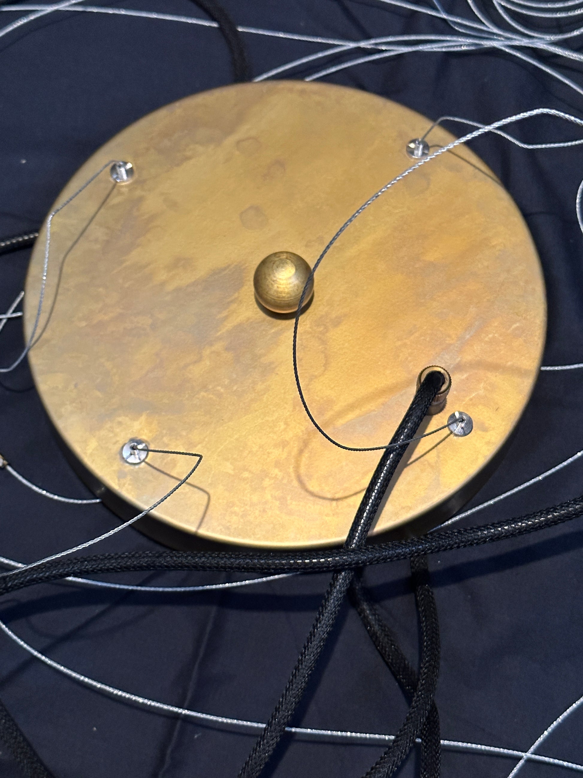 Konsthantverk - Lisa Hilland - ELD16 - Raw brass lamp. Scandinapan