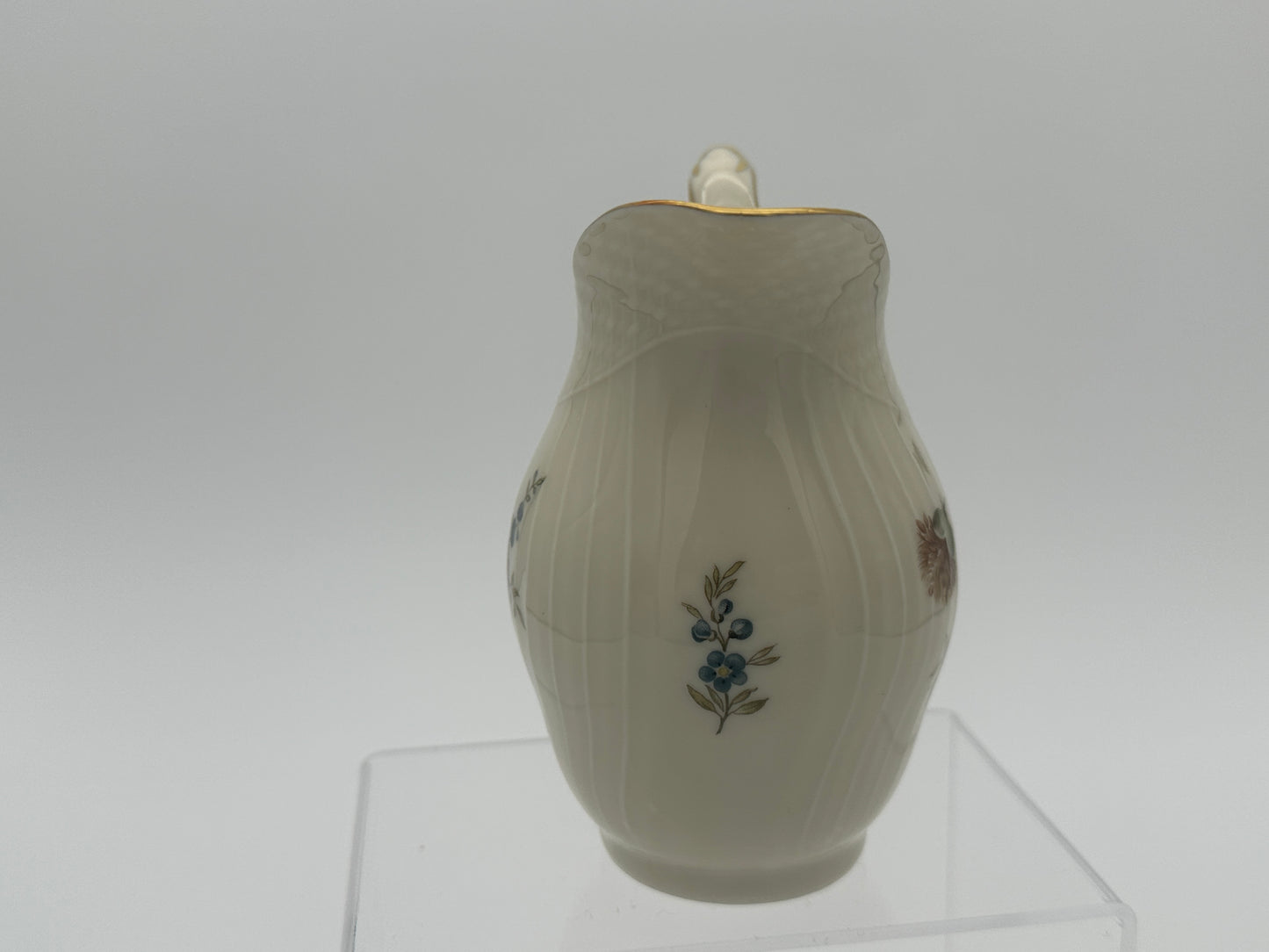 Royal Copenhagen - Frijsenborg - Cream Pitcher - No 1536 - 1938 Scandinapan