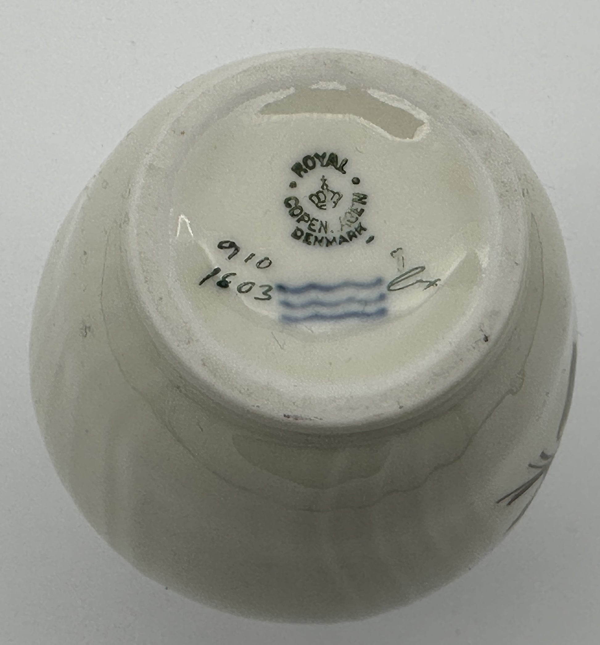 Royal Copenhagen - Frijsenborg - Vase - No 1803 - 14cm Scandinapan