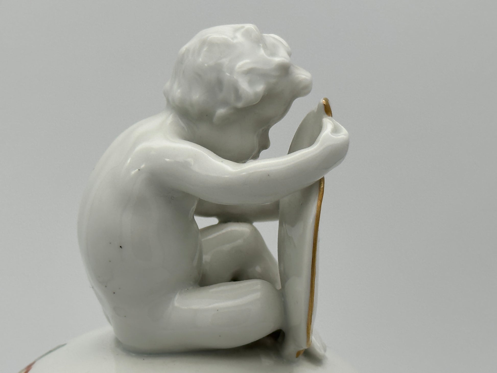 Royal Copenhagen - Juliane Marie Marked Vase - 28cm - Putto Scandinapan