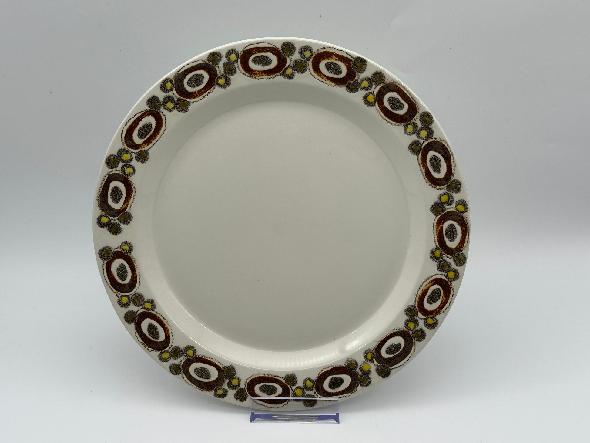 Royal Copenhagen - Nucella - Plates Scandinapan