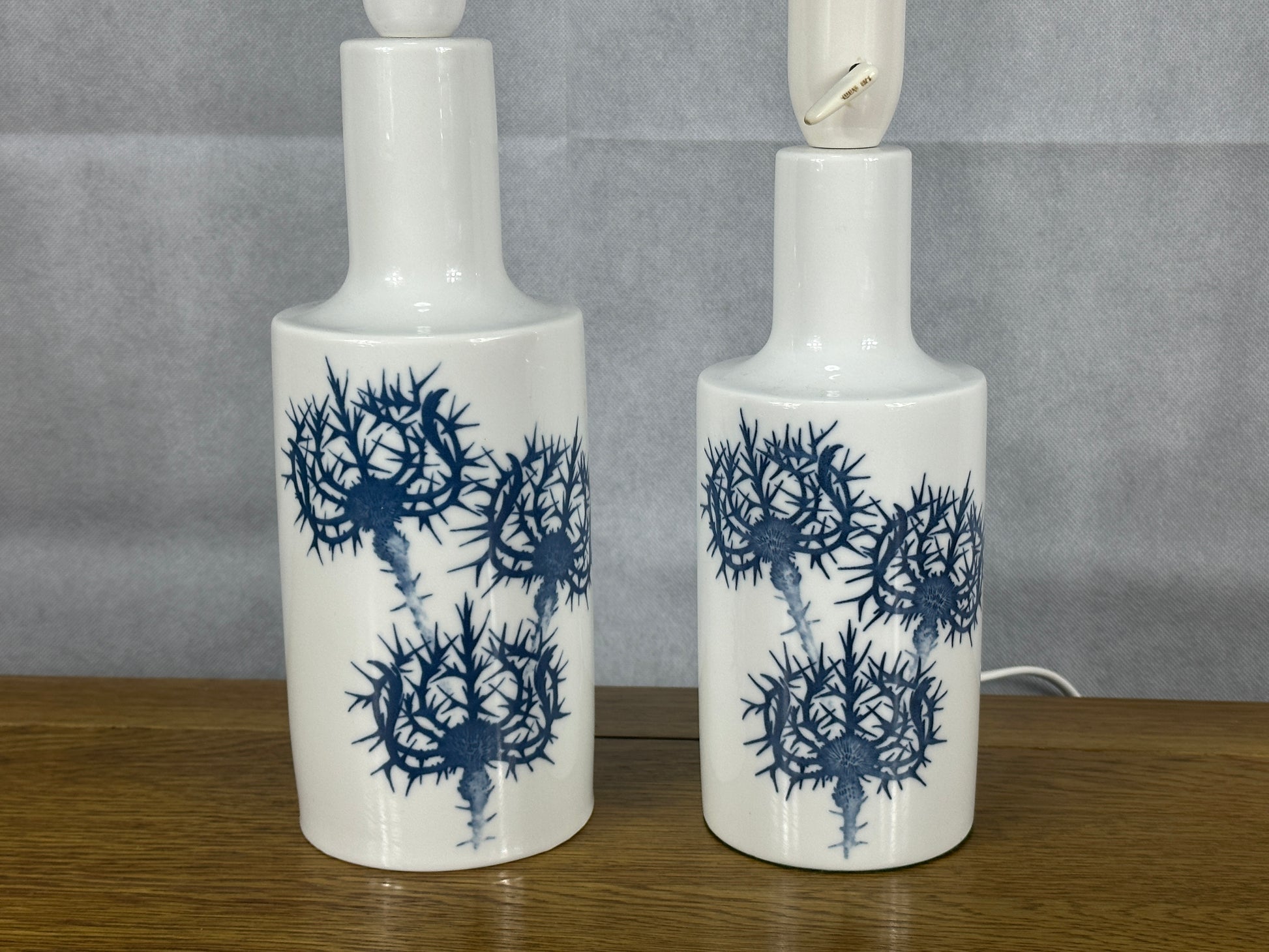 Royal Copenhagen - Thistle - Lamp - 30 & 34cm Scandinapan