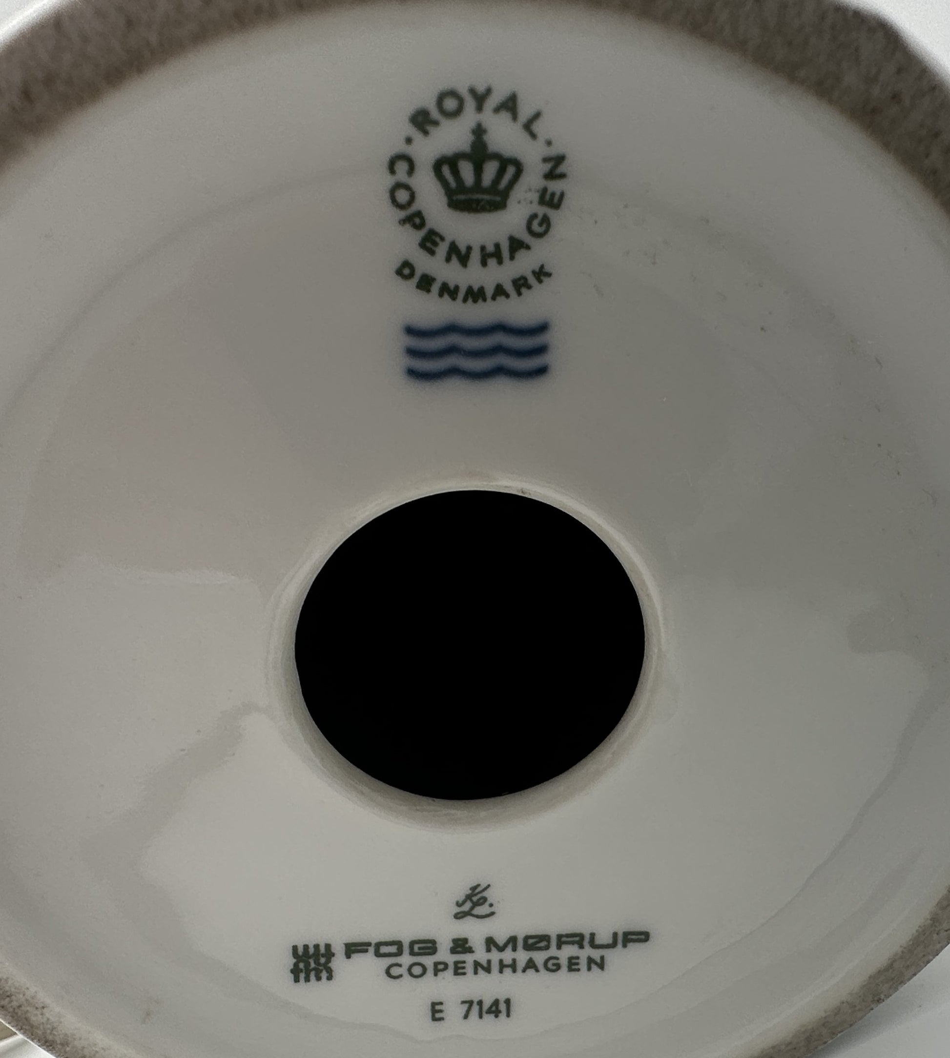 Royal Copenhagen - Thistle - Lamp - 34cm - Kaj Lange Scandinapan