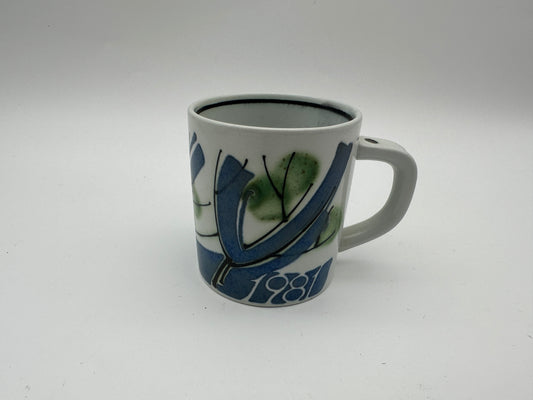 Royal Copenhagen - Year Mug - 1981 - Small Scandinapan