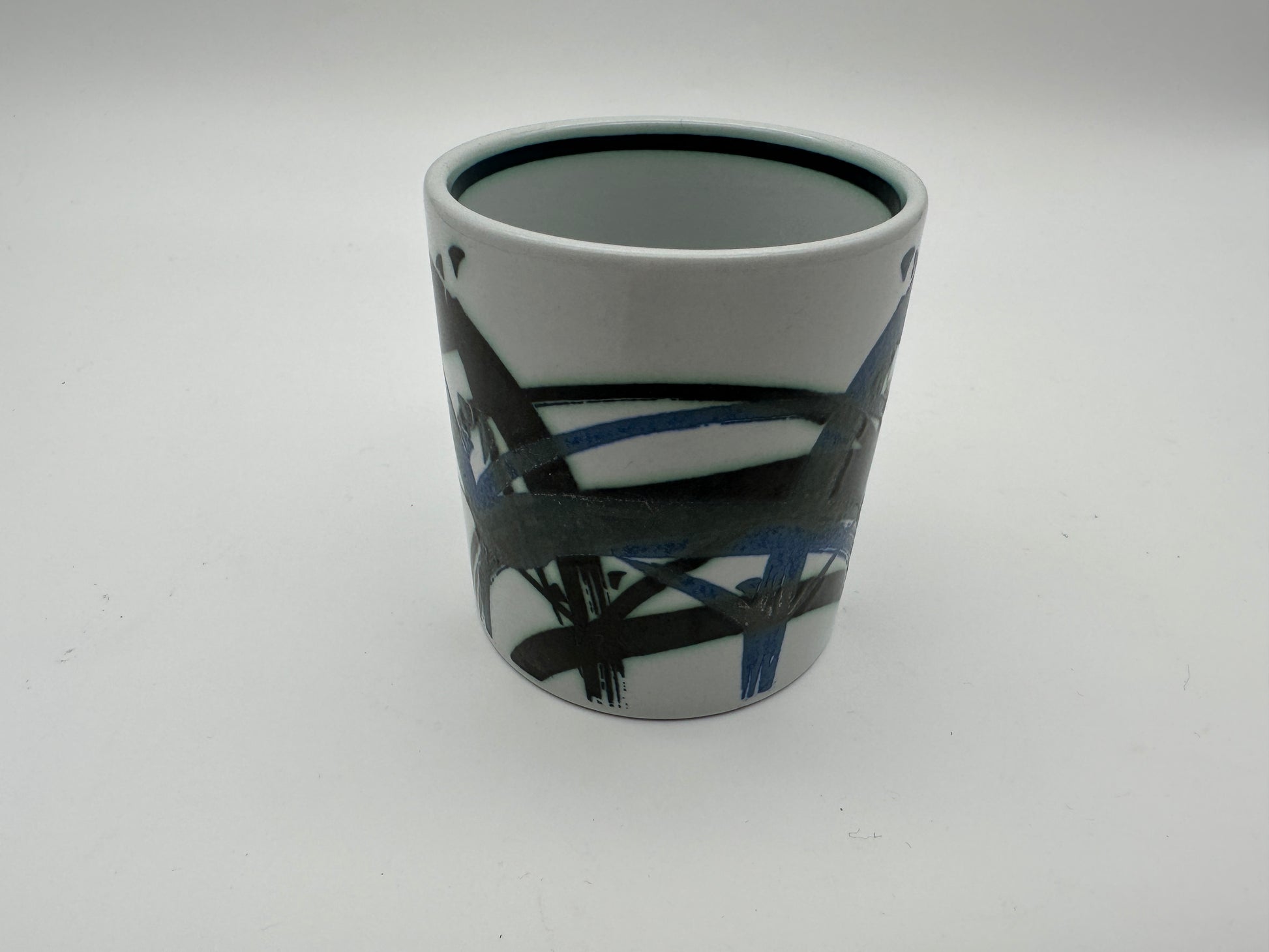Royal Copenhagen - Year Mug - 1985 Scandinapan