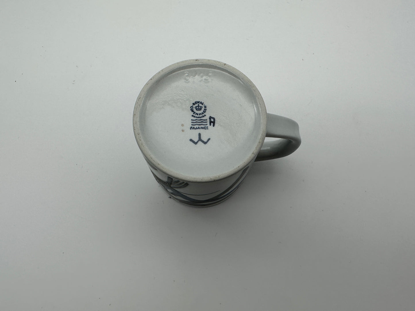 Royal Copenhagen - Year Mug - 1985 Scandinapan