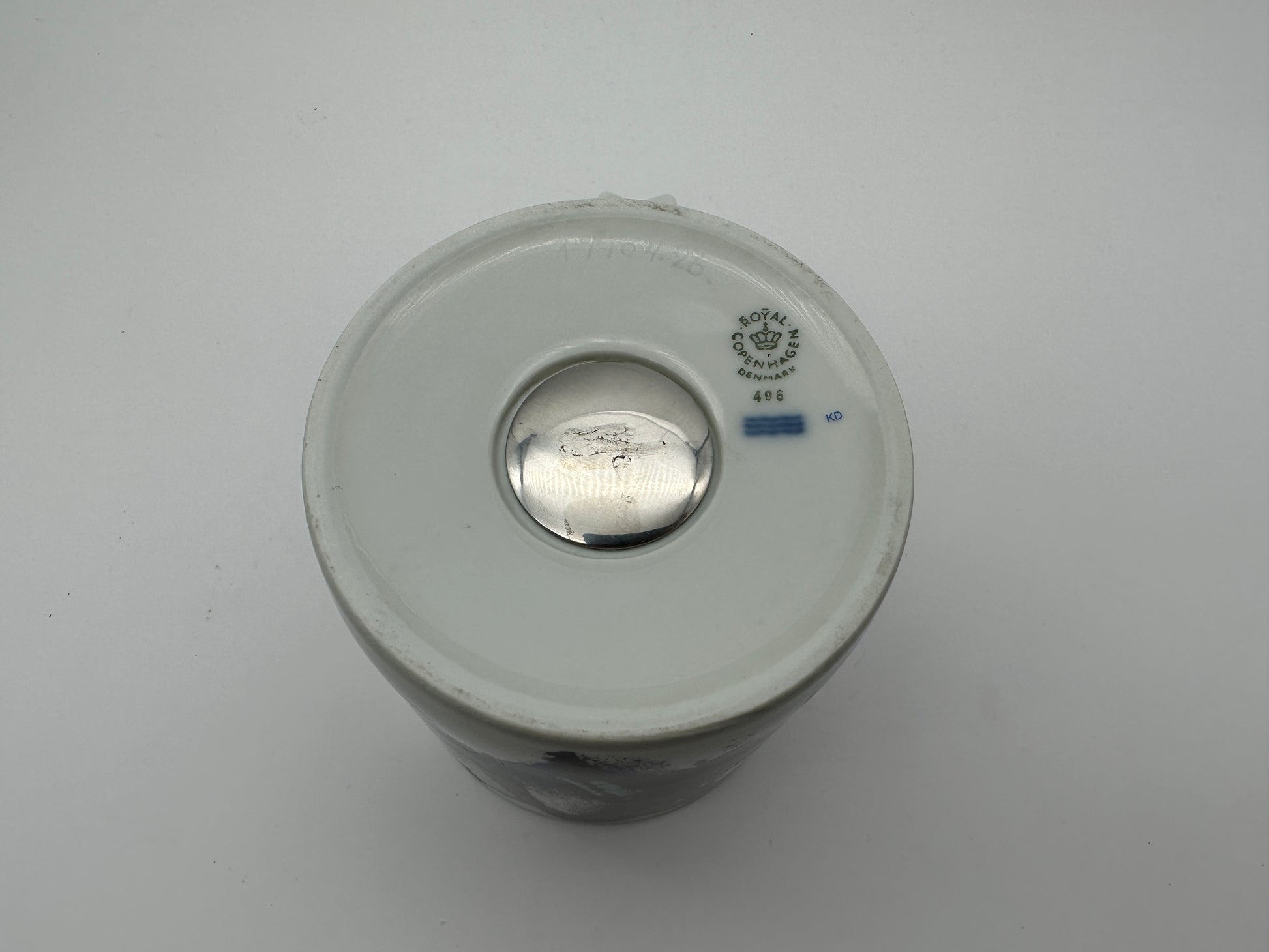 Royal Copenhagen - Year Mug - 1995 - Large Scandinapan