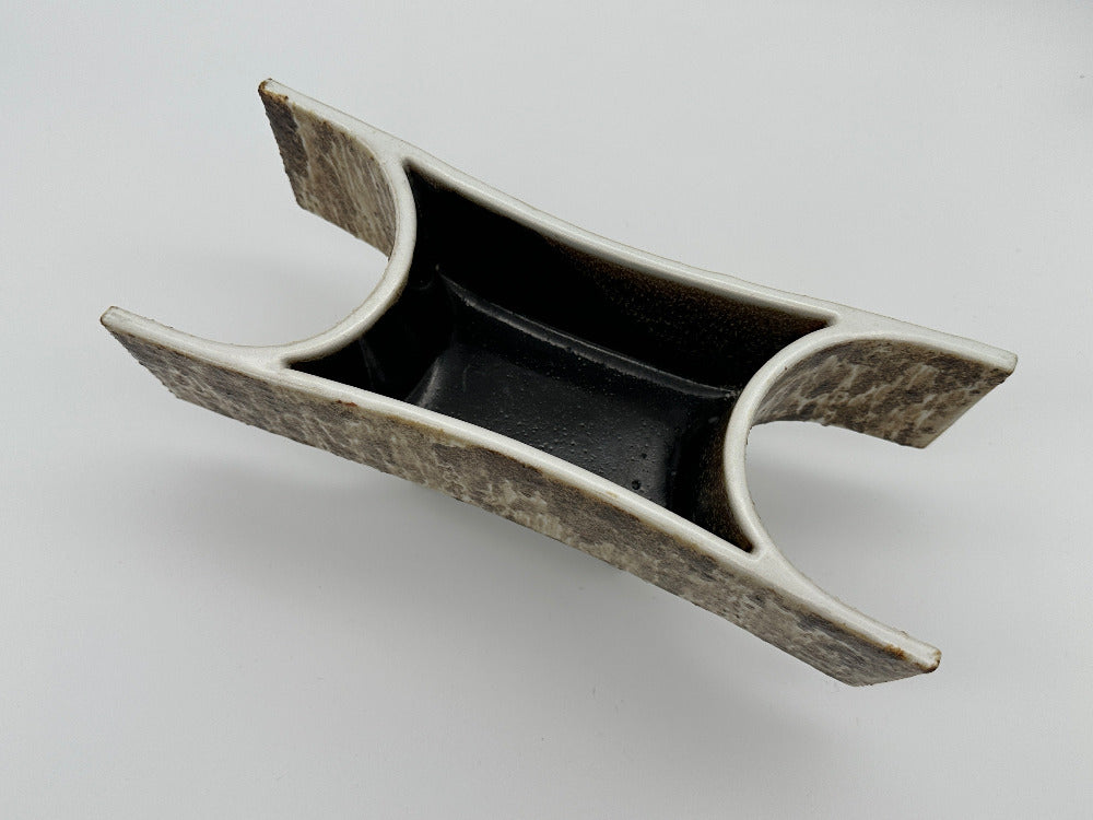Yamasan Ikebana Japanese Flower pot for flower aragement.