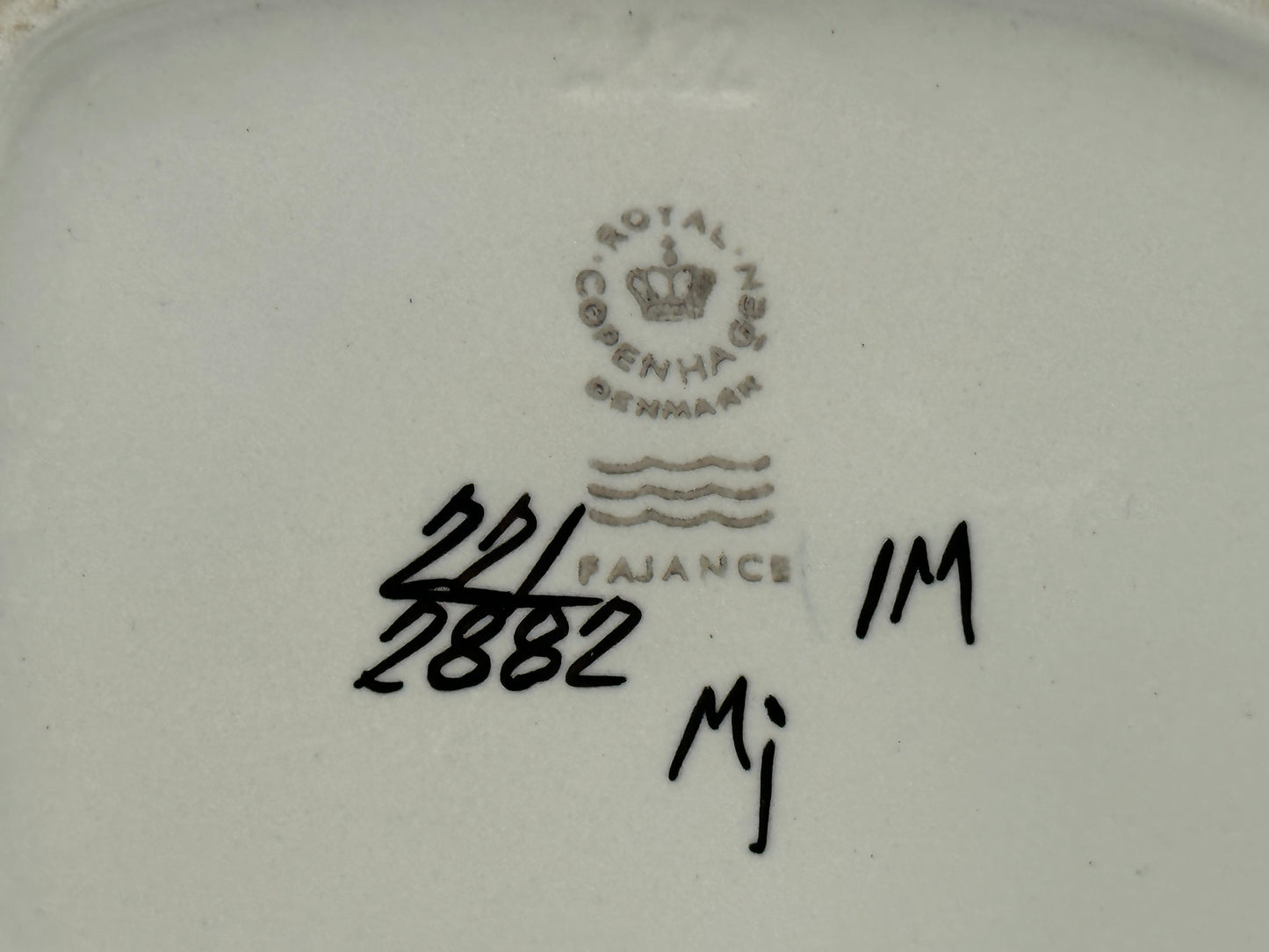 Royal Copenhagen - Bowl - 221/2882