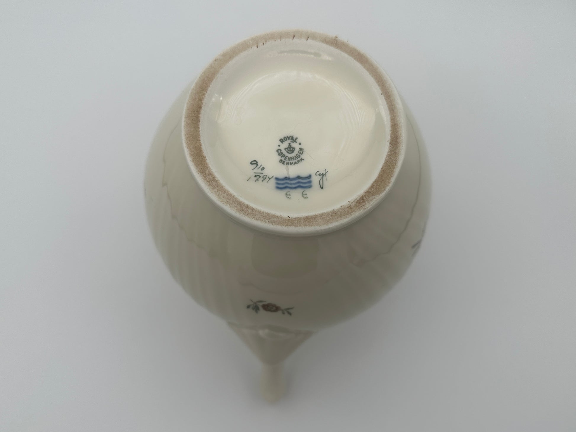 Royal Copenhagen - Frijsenborg - Coffee pot - No 1794 - 1953 - 2nd Choice Scandinapan