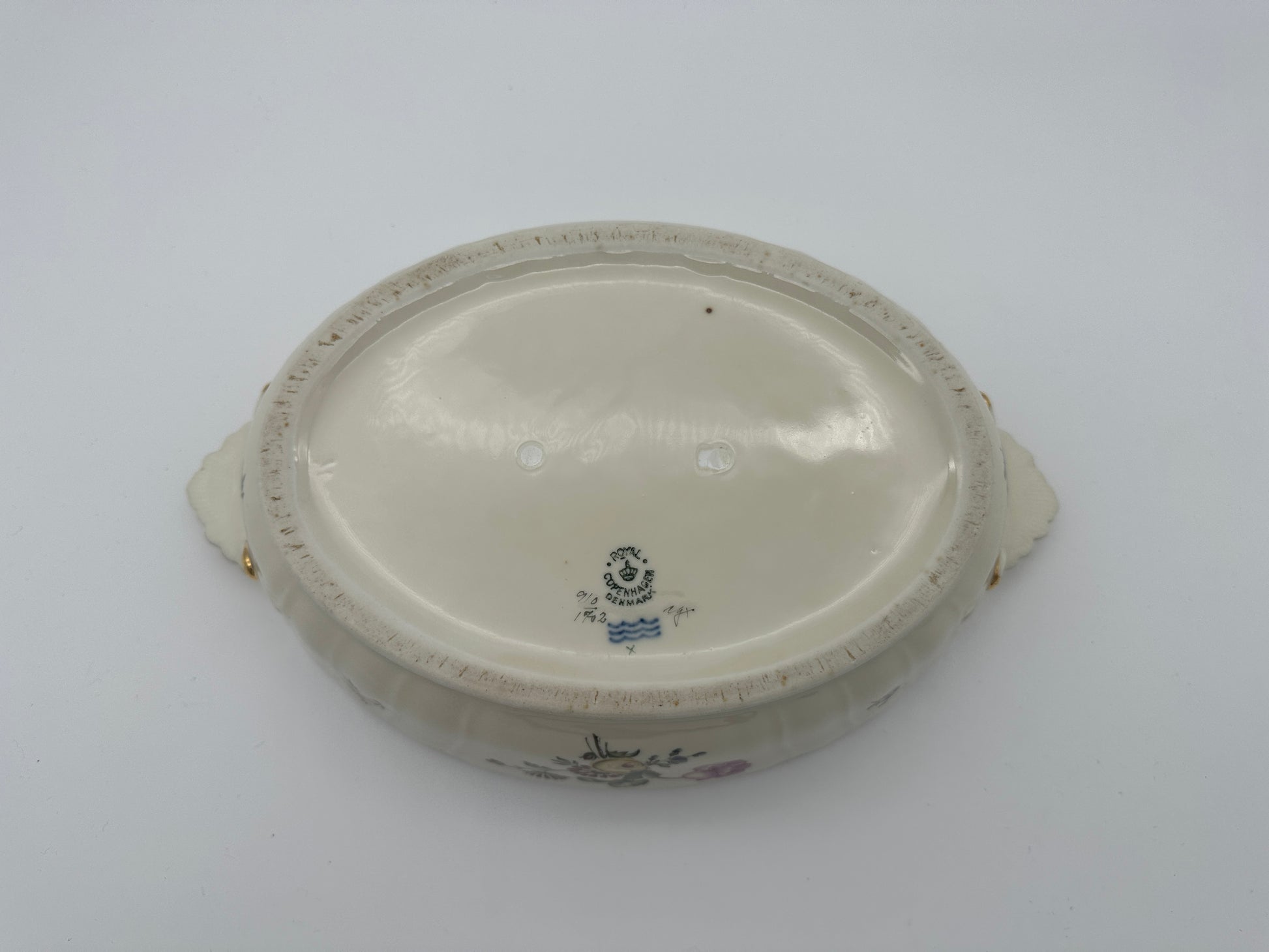 Royal Copenhagen - Frijsenborg - Oval lided bowl - 910/1702 - 1951 Scandinapan