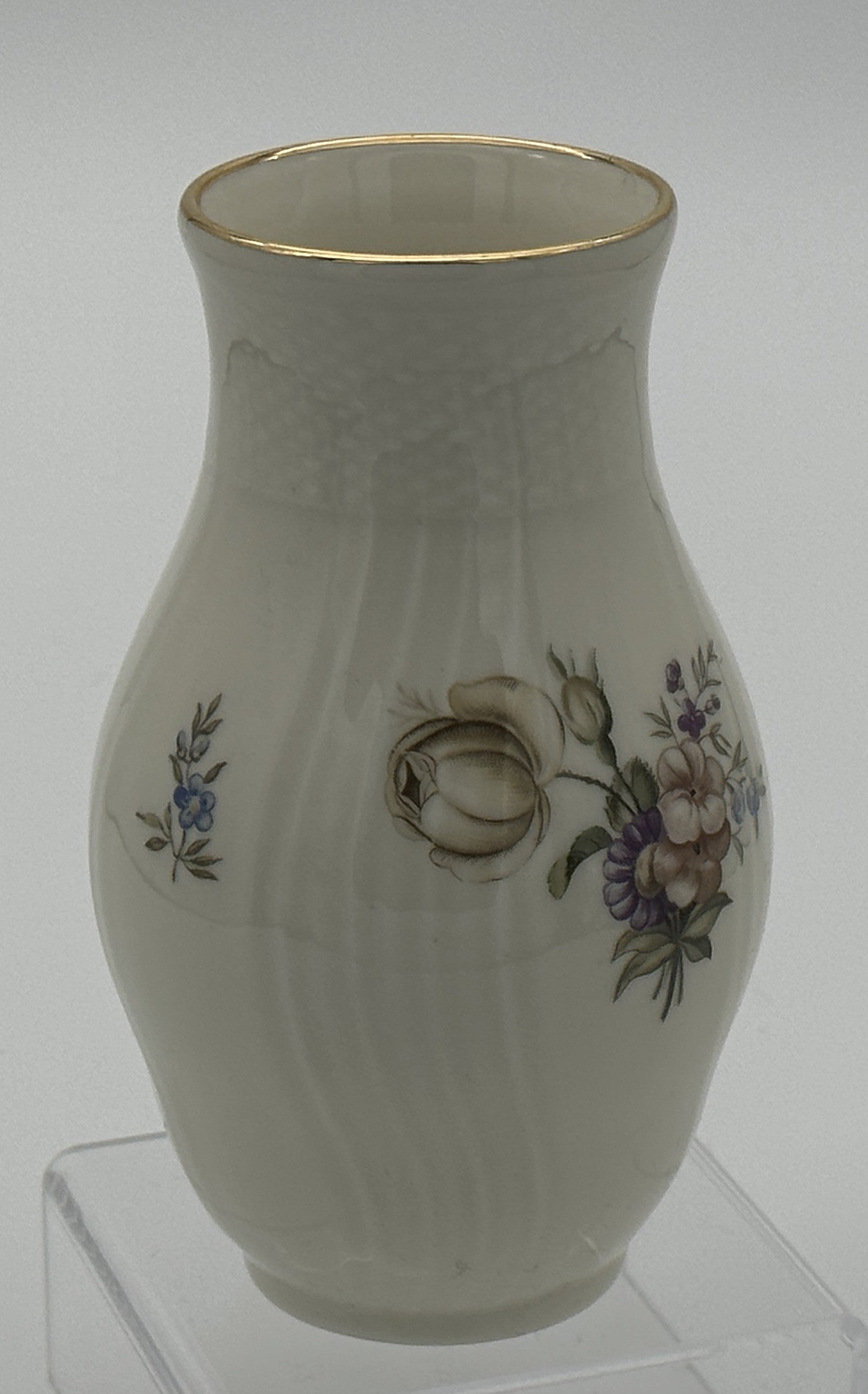 Royal Copenhagen - Frijsenborg - Vase - No 1803 - 14cm Scandinapan